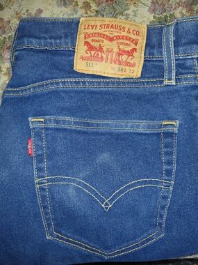 Levi's 511 Slim Straight Jeans in Blue with Tan Patch